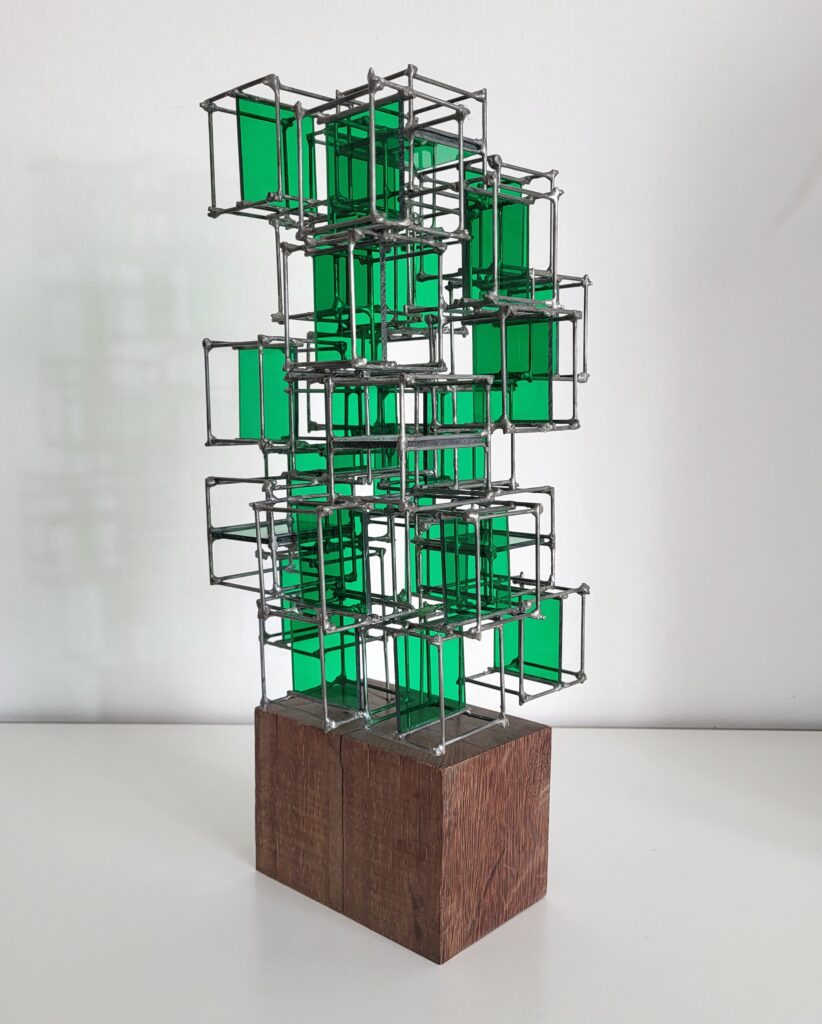 Metaal met groen plexiglas